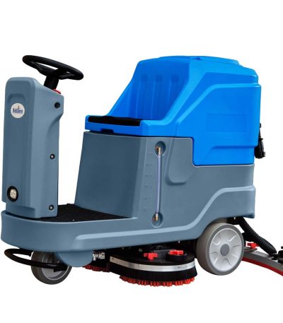 C70-Ride-On-Floor-Scrubber-01.jpg